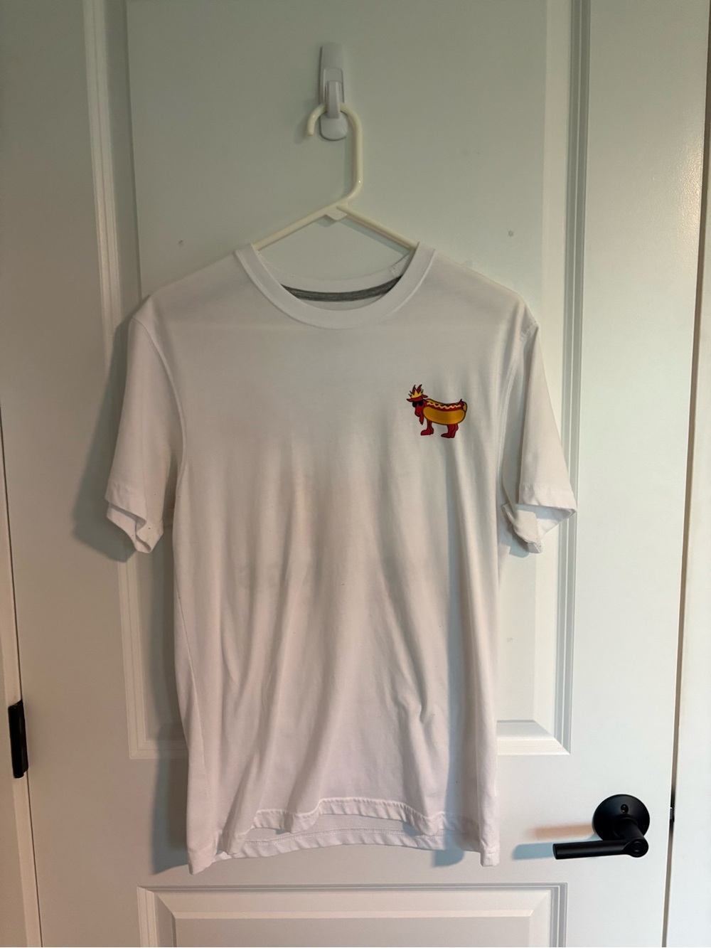 GOAT USA Men’s Small Famous Hot Dogs Tee Shirt